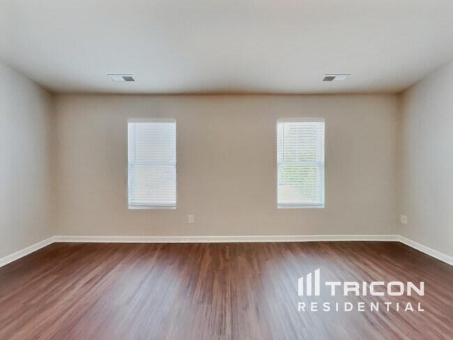 Foto del edificio - 264 Farrington Dr