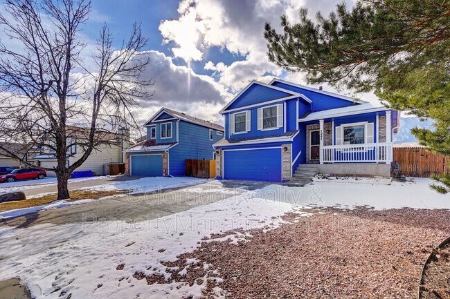 Building Photo - 1241 Grass Valley Dr