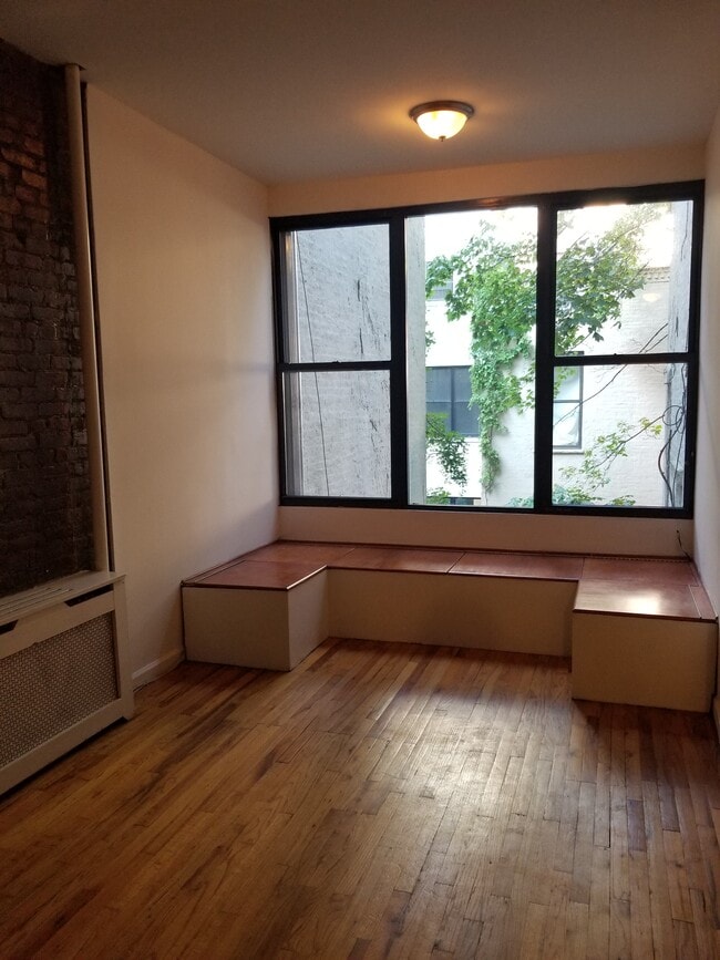 living space - 55 W 74th St