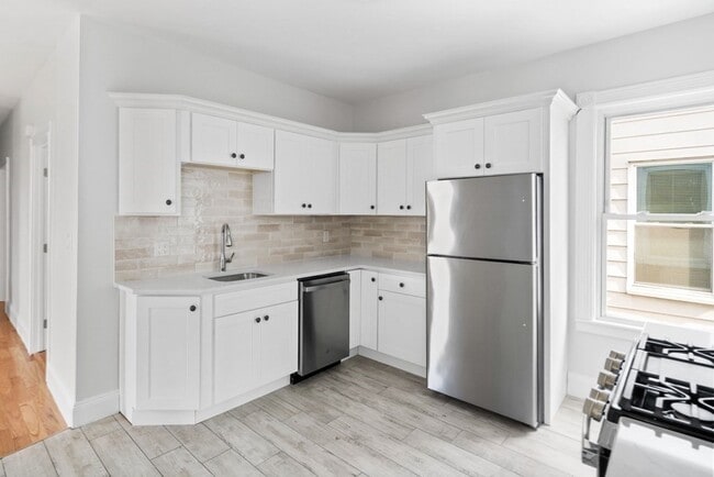 Foto del edificio - 33 Harbor View St