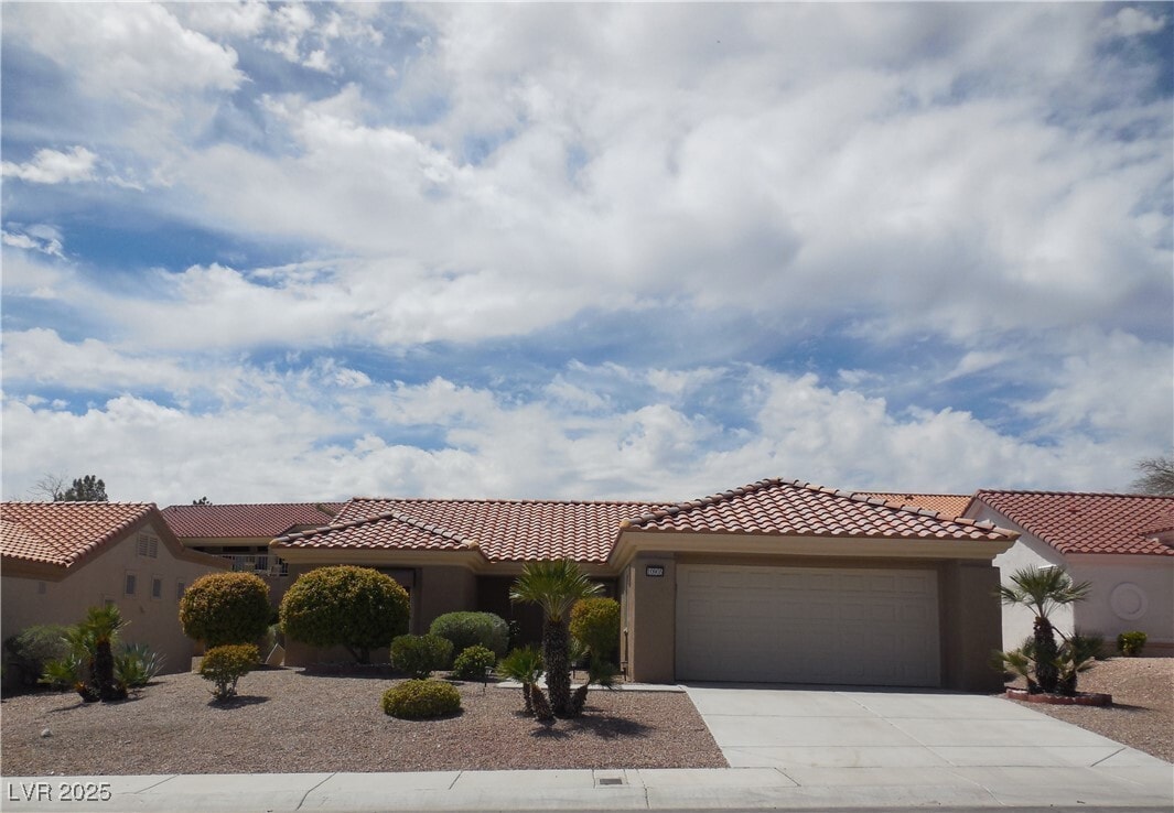Primary Photo - 10905 Button Willow Dr