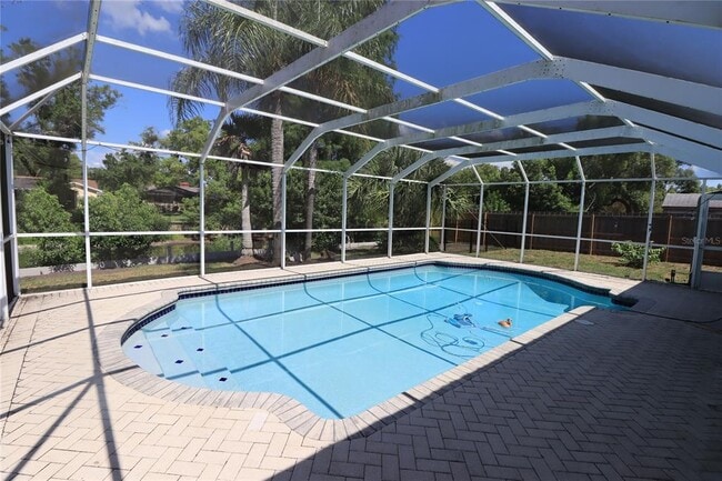 Building Photo - 17815 Sunrise Dr