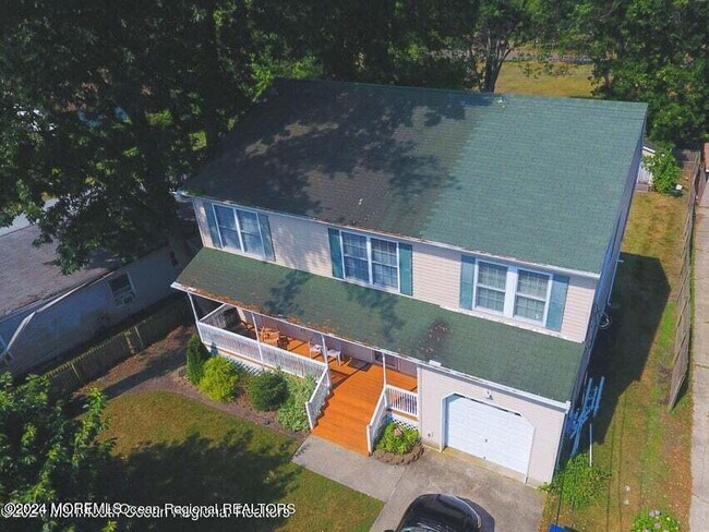 Building Photo - 248 Overbrook Ave