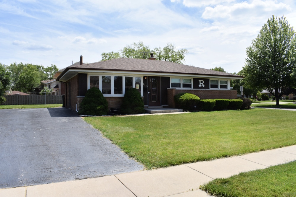 8135 W Eastwood Ave, Norridge, IL 60706 House Rental in Norridge, IL