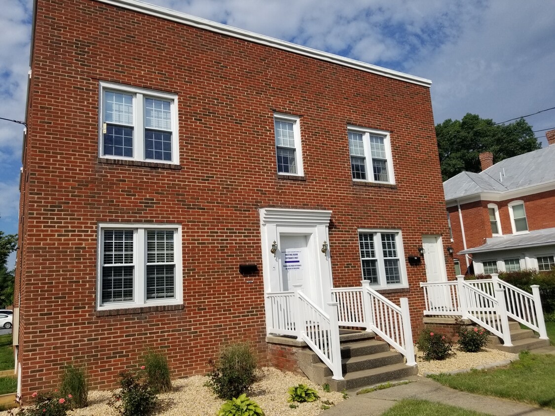 Main - 200 High St