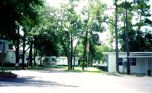 Primary Photo - Pine Isle Mobile Villa