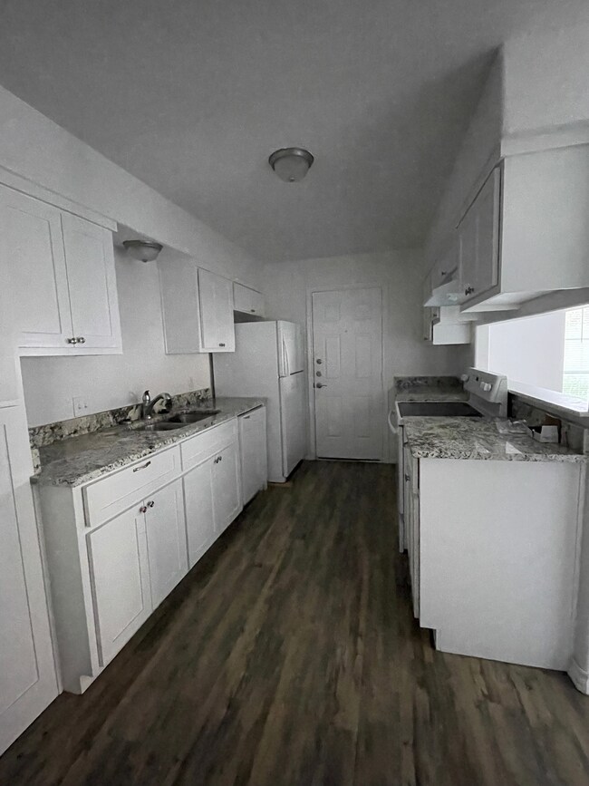 Cocina - 5014 Meandering Ln