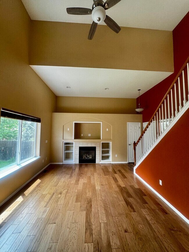 Foto del edificio - 3 Bedroom Home with Basement in Stetson Hills