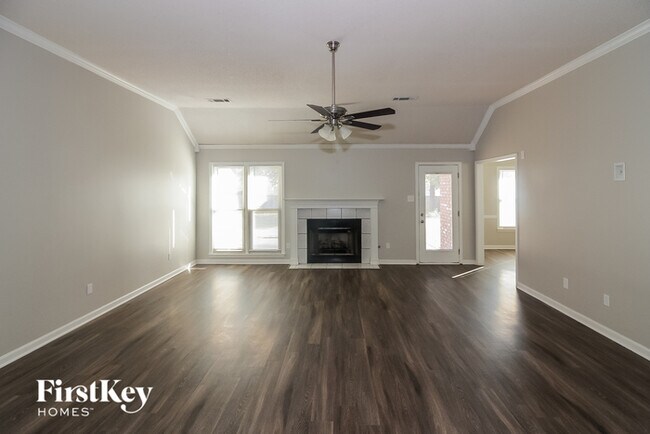 Building Photo - 8917 Carrollwood Ln