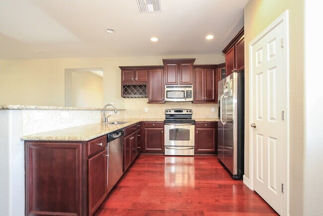 Foto del edificio - 2534 W Beverly Rd.