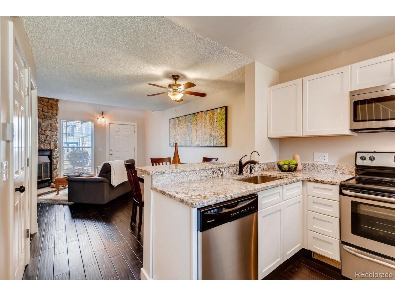 Foto principal - 1681 S Blackhawk Way