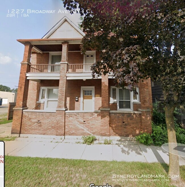 Foto del edificio - 1227 Broadway Ave NW