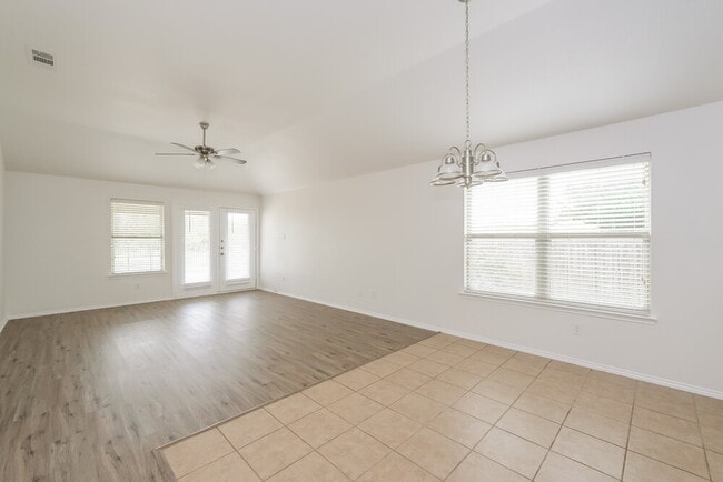 Building Photo - 16301 Severn Ln