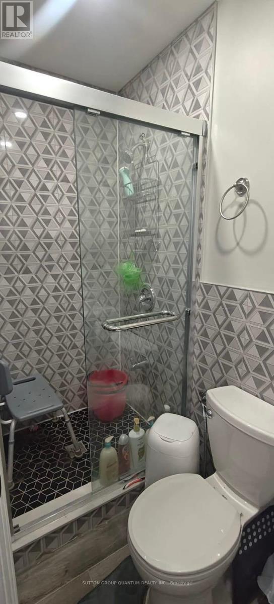 Building Photo - 574 Crerar Ave