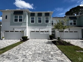Building Photo - 14125 Backbarrier Rd
