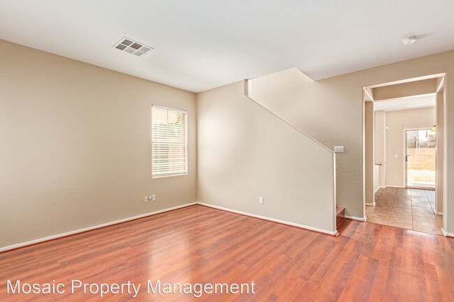 Foto del edificio - 3 br, 2.5 bath House - 4540 E Los Alamos St