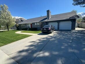 Building Photo - 664 N 960 E