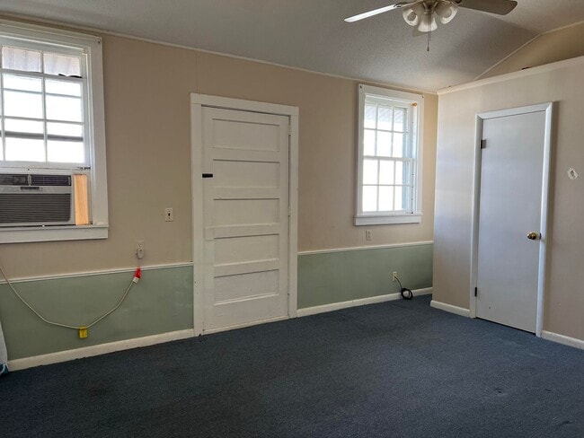 Building Photo - 2BR/1BA located near Dothan, AL airport