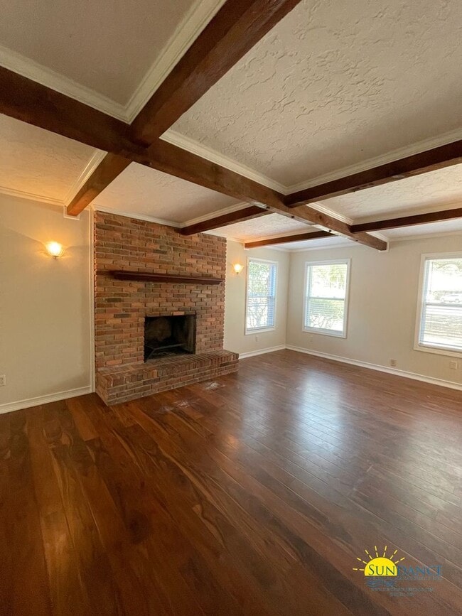 Building Photo - Spacious 4-Bedroom Home Minutes from Eglin AFB & the Gulf in Shalimar!