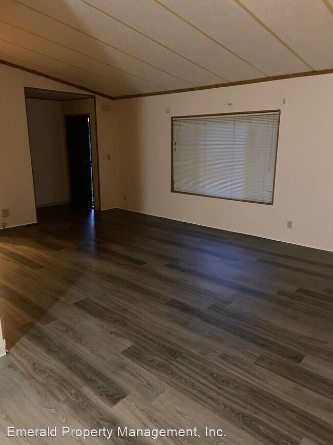 Building Photo - 3 br, 2 bath House - 2229 32nd St