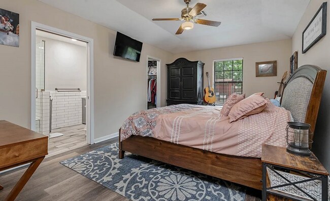 Foto del edificio - 3812 Brockhampton Dr