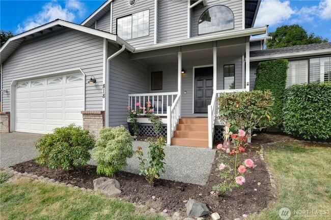 Foto del edificio - 3 bed 2.5 bath in martha lake neighborhood