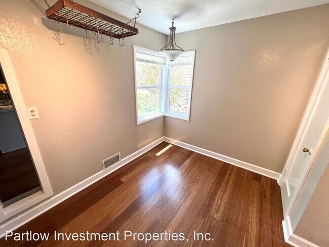 Building Photo - 4 br, 2 bath House - 481 E. 2400 S.