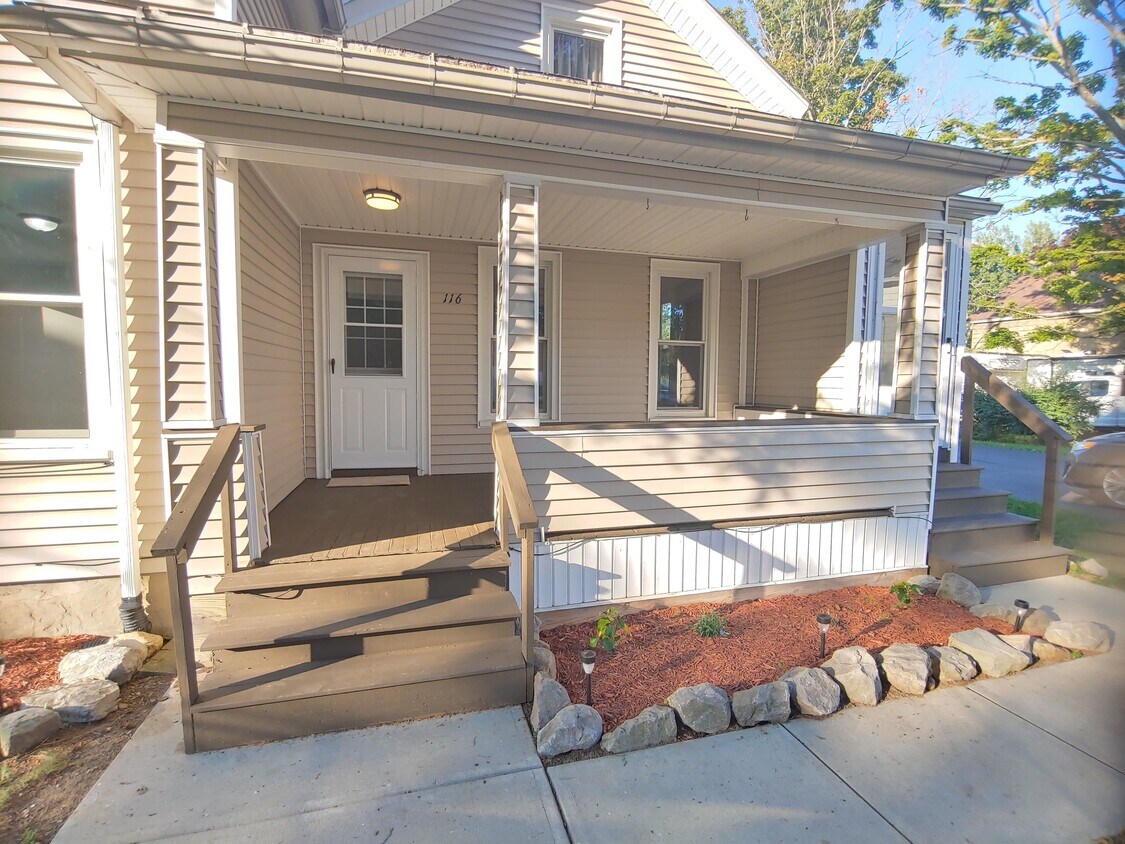 116 Cushing St Unit Lower, Fredonia, NY 14063 Apartments 116 Cushing