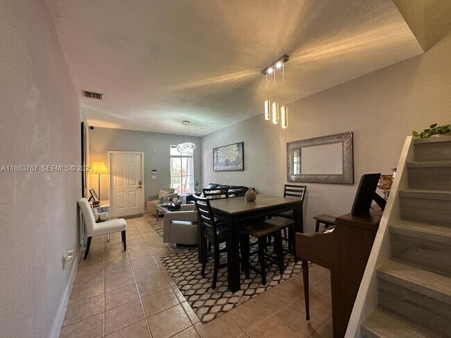 Foto del edificio - 11250 NW 56th St