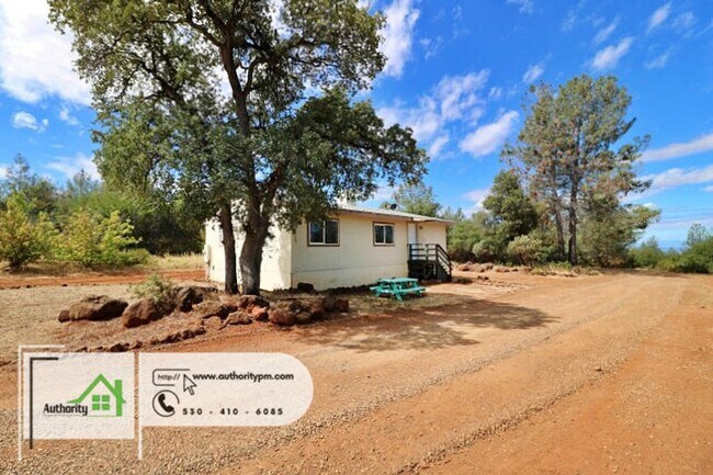 Foto del edificio - 7700 Fisher Ln