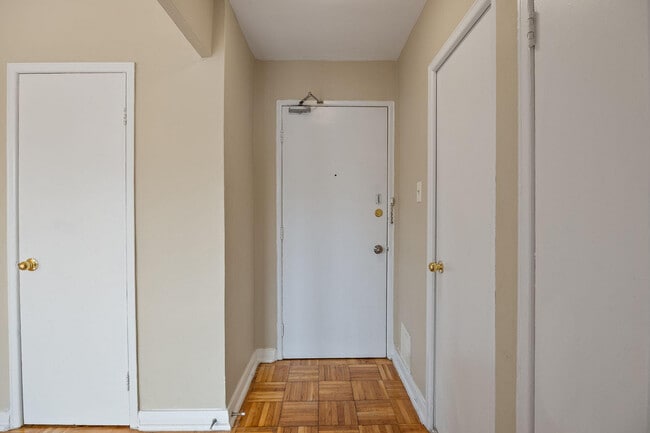 Building Photo - East York Apartments