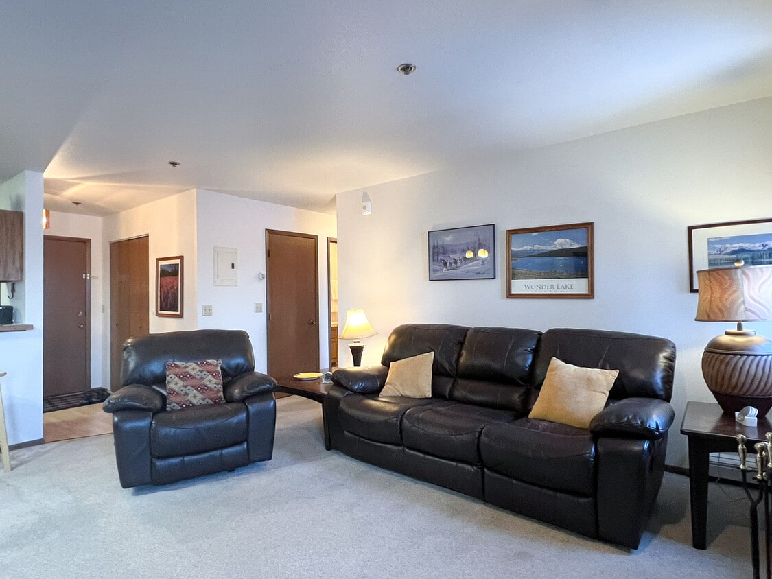 Photo - 380 E 11th Ave (Anchorage, AK)
