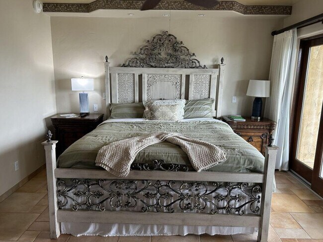 Foto del edificio - 935 Beachview Dr