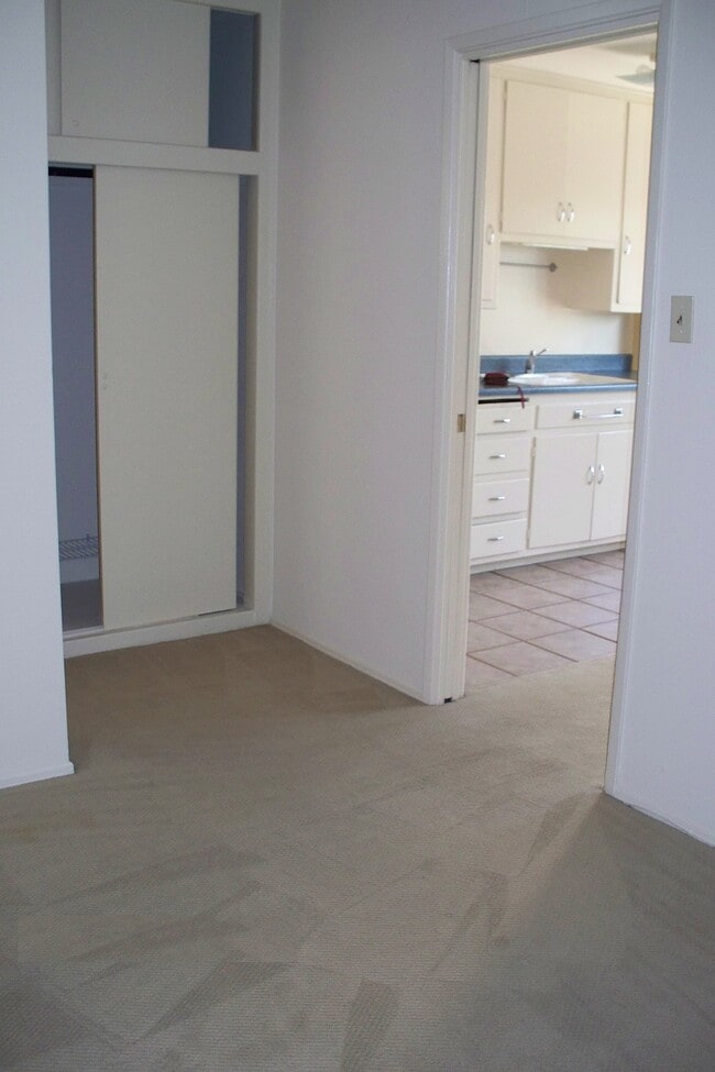 Building Photo - 351 Hermosa Ave