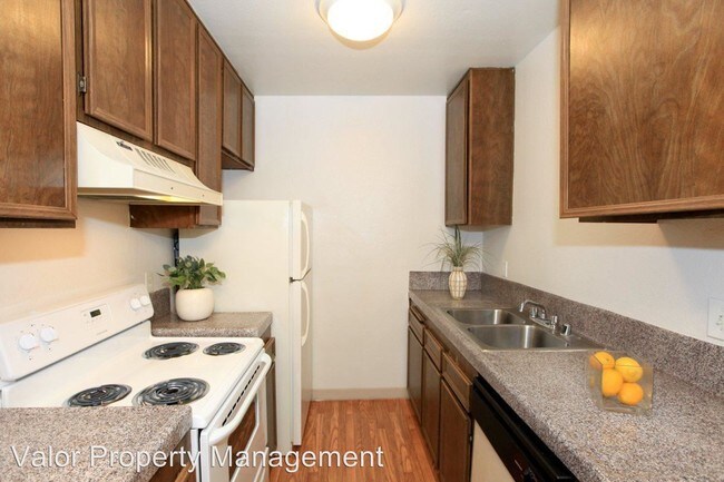 Building Photo - 8320 Fanita Dr