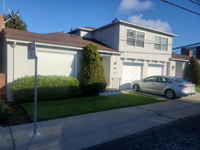 Foto del edificio - 2731 Flores St