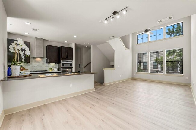 Foto del edificio - 25145 Panther Bend Ct