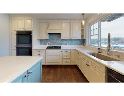 Foto del edificio - 27 Edgemere Blvd