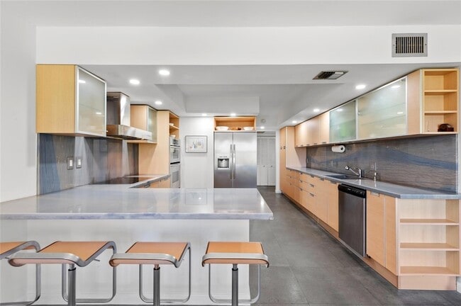 Photo - 4900 N Ocean Blvd Apartment