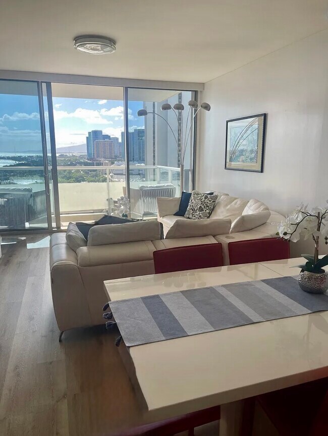 Dining, Living room and Lanai - 1551 Ala Wai Blvd