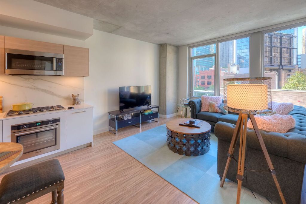 Foto principal - 215 N Desplaines St