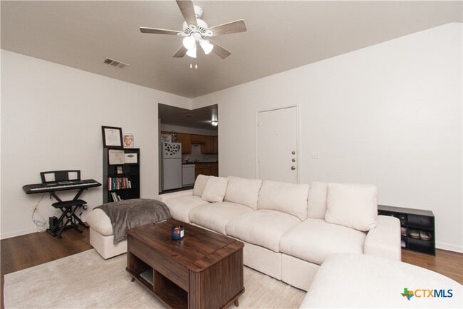 Building Photo - 1606 Yuma Trail