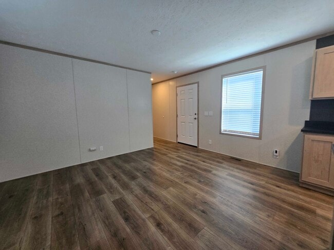 Building Photo - 52705 Van Buren Dr