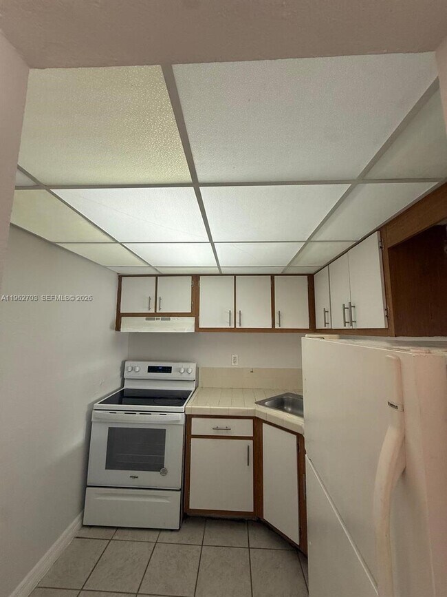 Foto del edificio - 801 NW 47th Ave