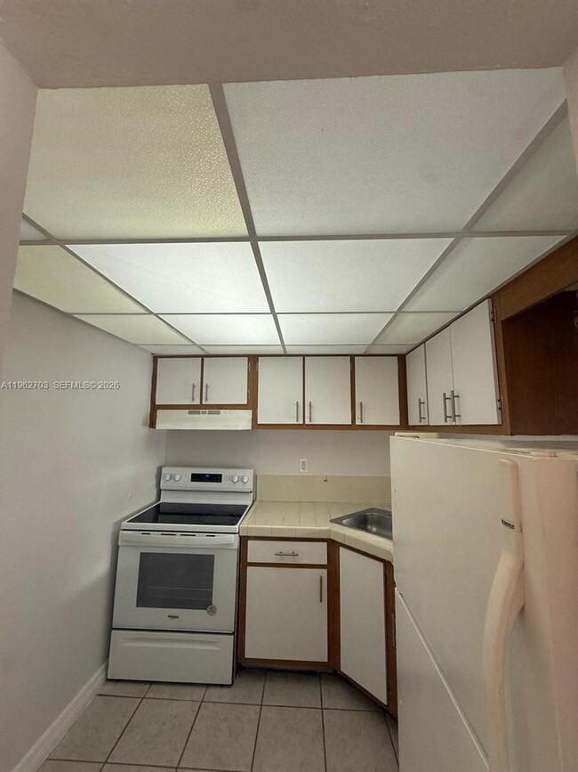 Building Photo - 801 NW 47th Ave