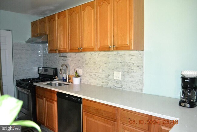 Foto del edificio - 7372 Lee Hwy