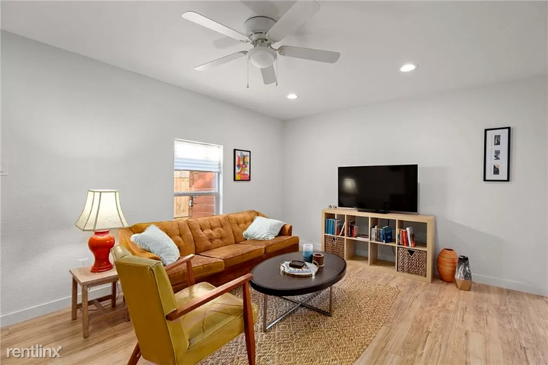 Foto principal - 1308 Southport Dr