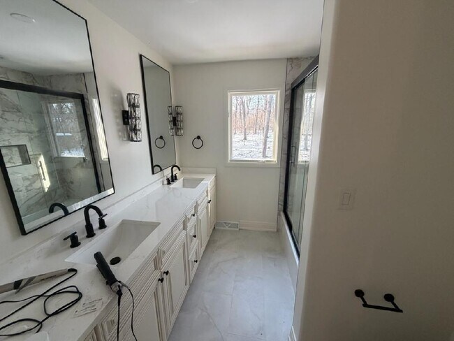 Foto del edificio - 12316 S 82nd Ave