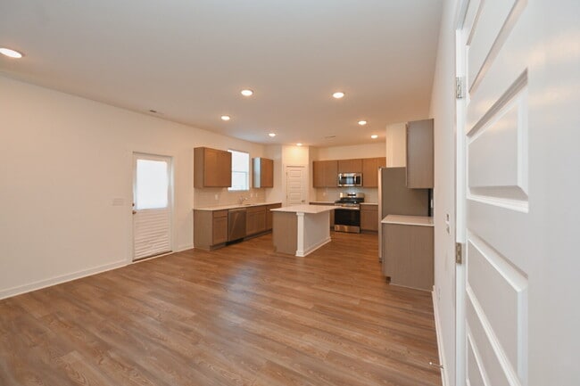 Foto del edificio - Modern 2024 New Construction in Sage Farms – Steps from Dog Park & Trails!