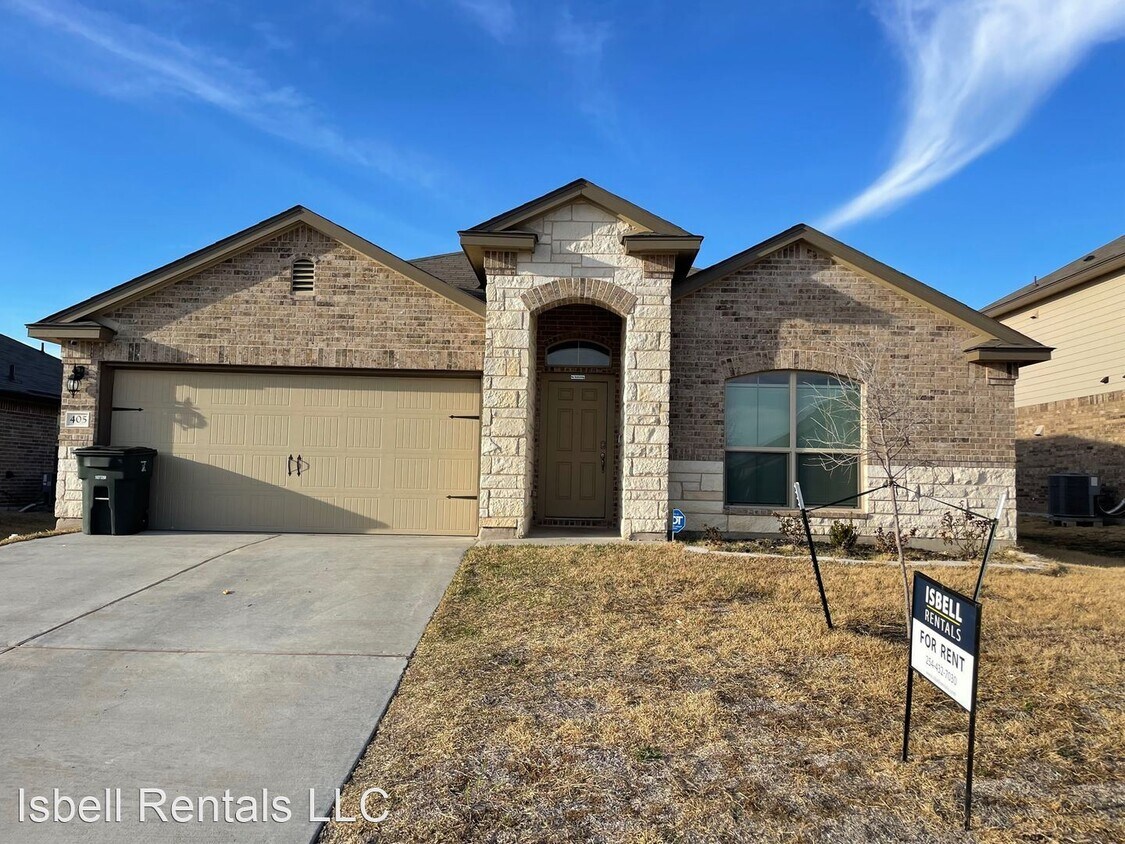 Primary Photo - 3 br, 2 bath House - 405 Saddleback Trl
